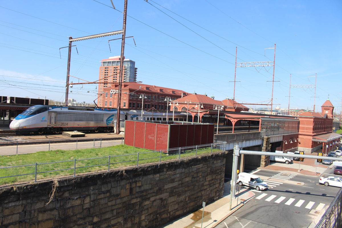 Amtrak gets back on track as commuters return - DBT