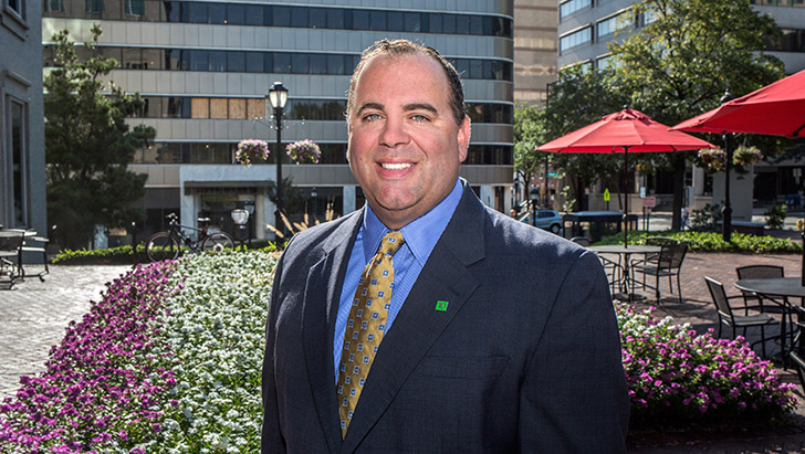 daniel-walsh_40u40_0916_01