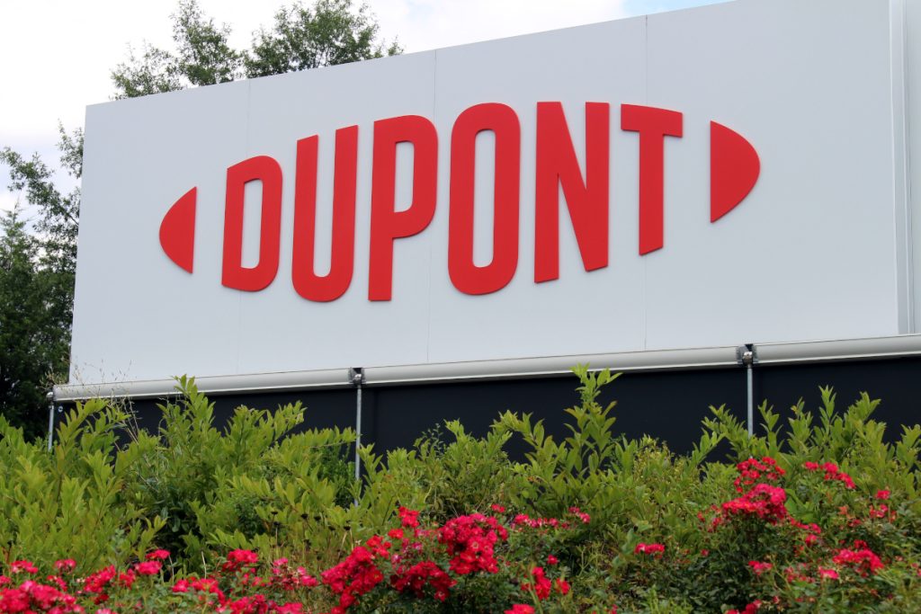 DuPont to buy Rogers Corp. for $5B as it realigns - DBT