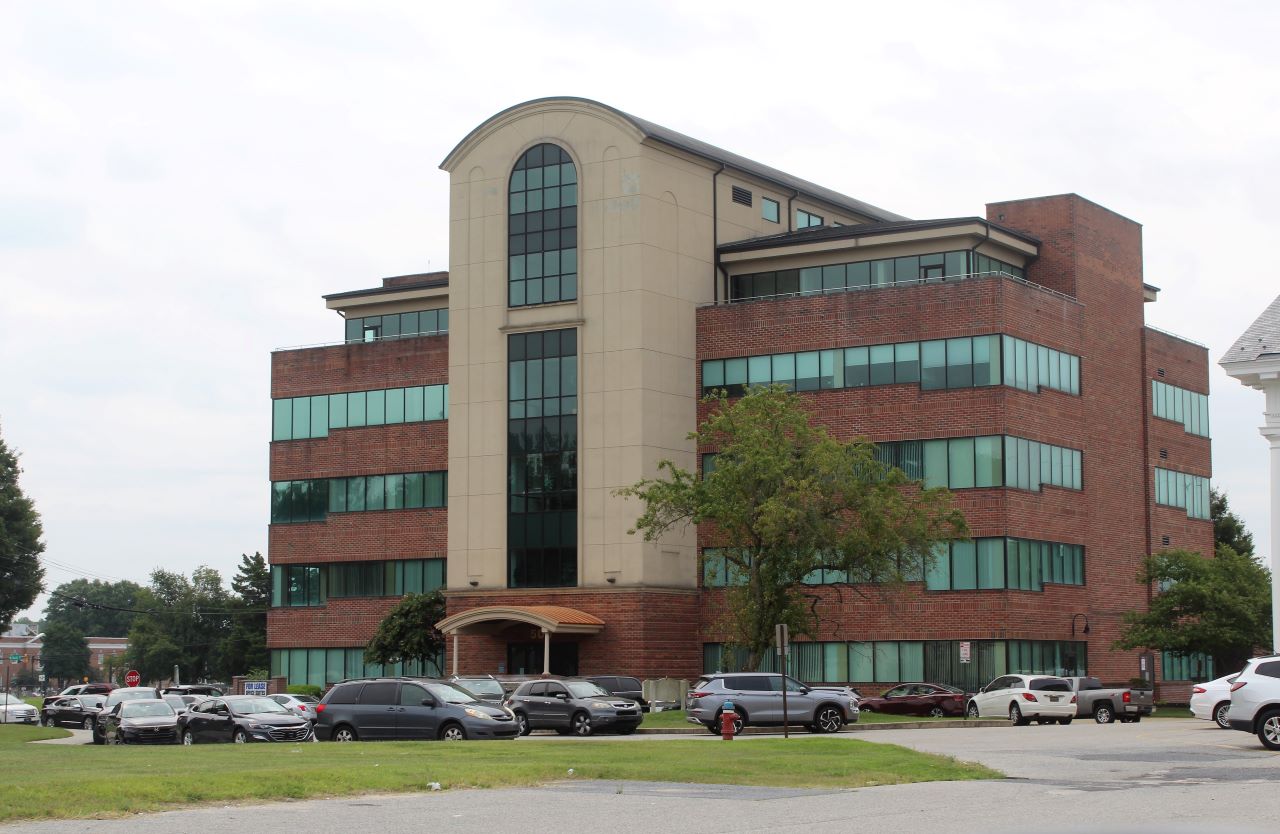Auction for Central Delaware office building