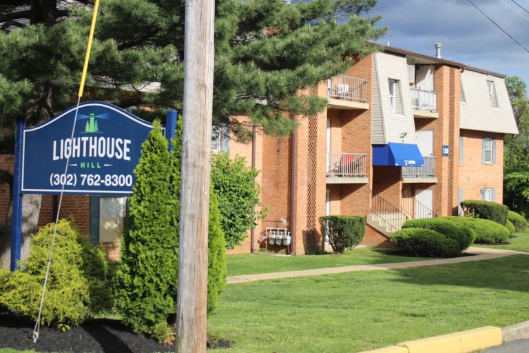Lighthouse Hills Apartments Edgemoor Woods Edge Odin Properties Oakmark Management