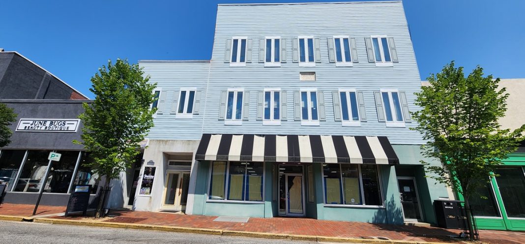 Two downtown Milford businesses are expanding, including Stone and Sage next to June Bugs and a former Blooming Boutiques location. l DBT PHOTO BY JENNIFER ANTONIK