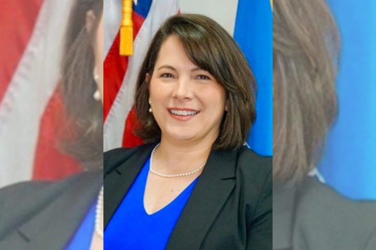 DHSS Secretary Manning to step down