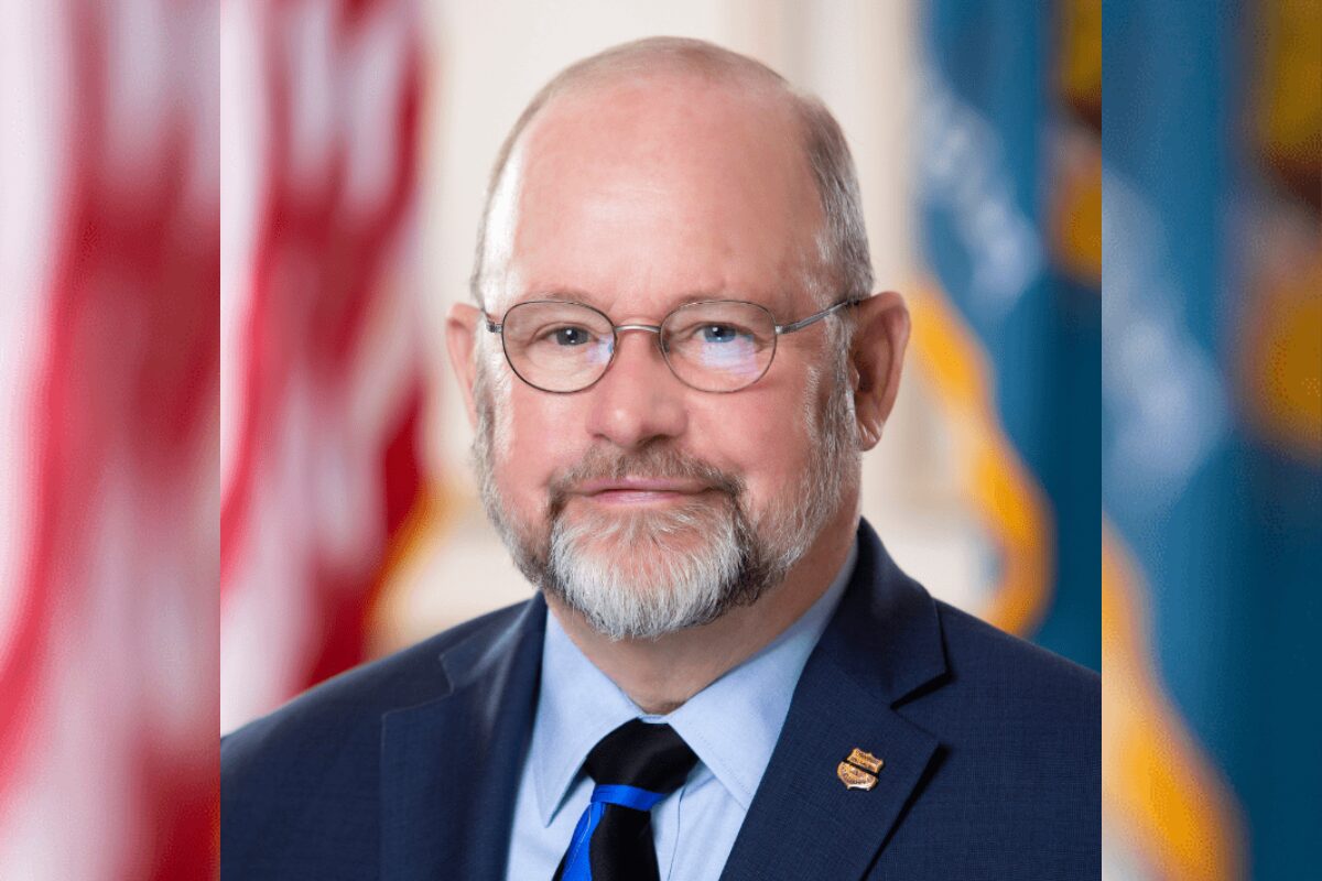 State Senator Lawson announces retirement at end of term